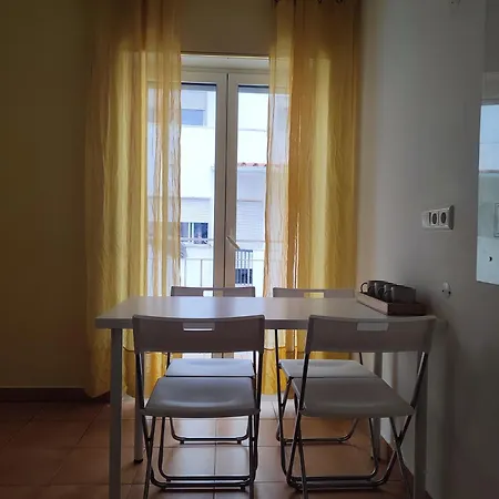 Racing Mackerel Hostel