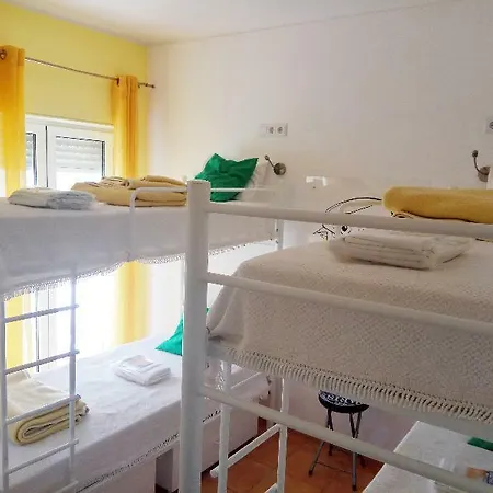 Racing Mackerel Hostal *