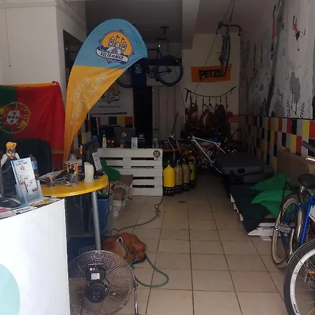 Albergue Racing Mackerel Lagos