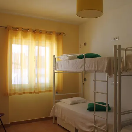 레이싱 매크럴 * 라고스