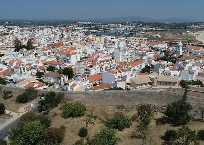 ホステル Racing Mackerel ラゴス